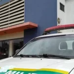 Inconformado com separação, homem tenta matar ex-esposa e atual companheiro com enxada em RO